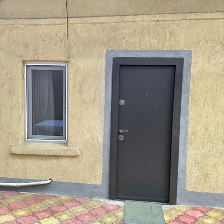 Apartamnet Regim Hotelier Bukareszt Zewnętrze zdjęcie