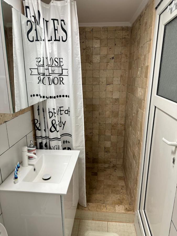 Apartamnet Regim Hotelier Bukareszt Zewnętrze zdjęcie